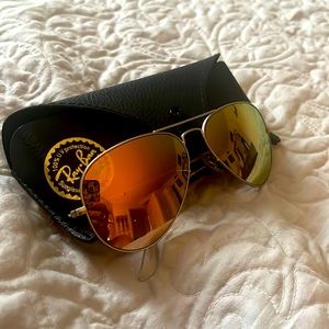 Woman’s RayBan sunglasses